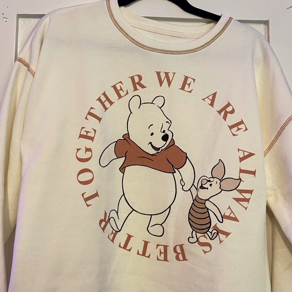New without tags Winnie the Pooh crewneck